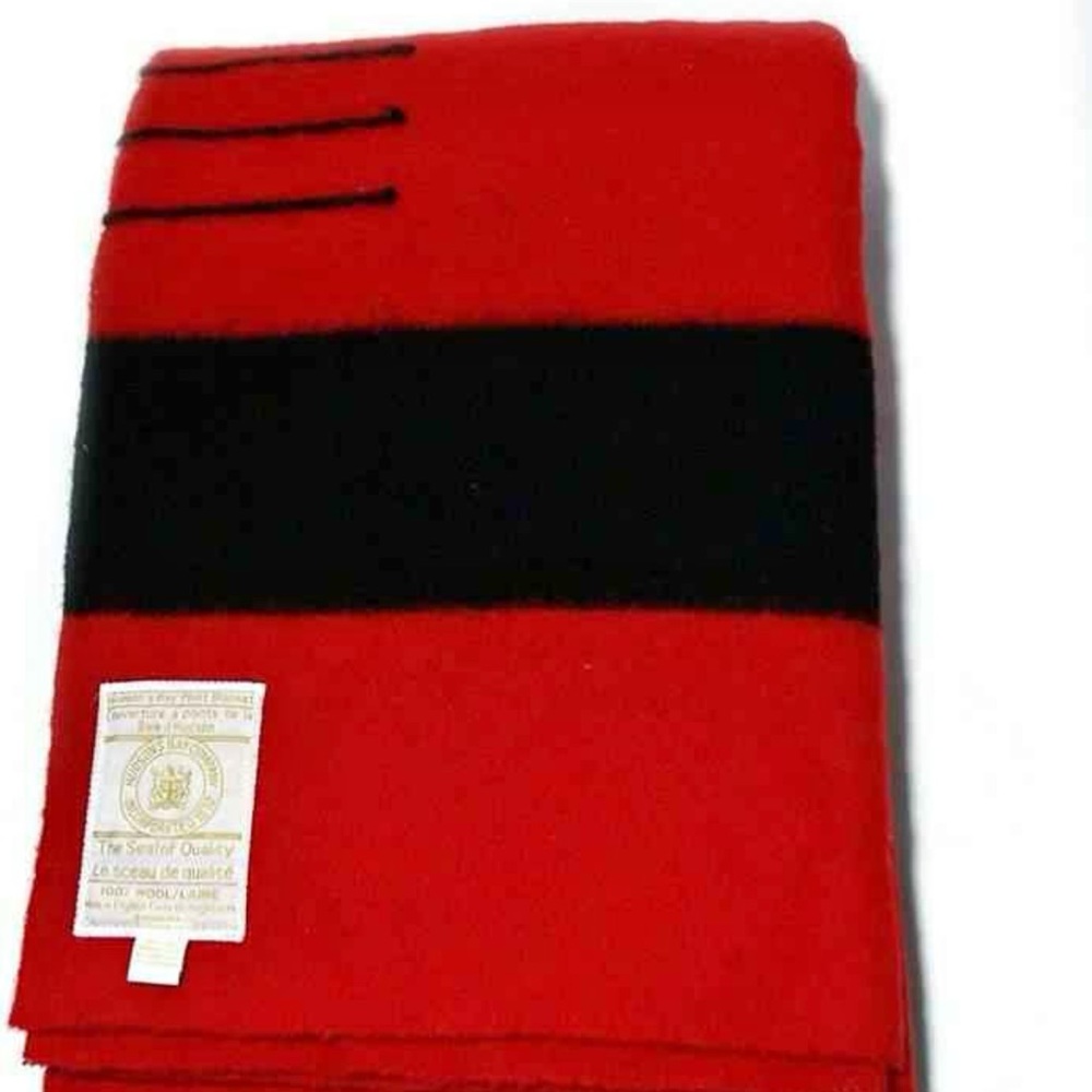HUDSON BAY KING SIZE 8 POINT BLANKET